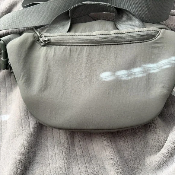 lululemon athletica Sage Crossbody Bag - Picture 2 of 2